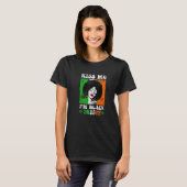 Kiss Me I'm Black Irish St Patricks Day Black Wome T-Shirt (Vorne ganz)