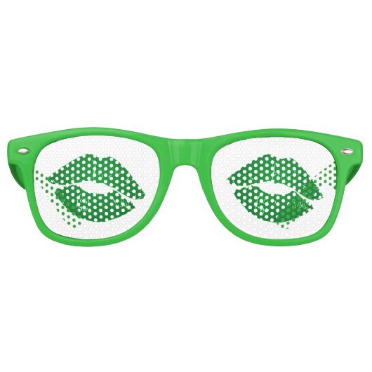 Kiss Me I'm Irish Fun Green St Patrick's Day Sonnenbrille (Vorderseite)