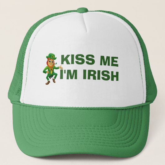 Kiss Me Im Irish Funny St Patricks Day Leprechaun Truckerkappe (Vorderseite)