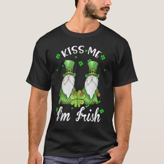 Kiss Me I'm Irish Gnome Kleeblatt C Saint Patrick  T-Shirt (Vorderseite)