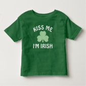 Kiss Me Im Irish Green Kleeblatt St Patricks Day Kleinkind T-shirt (Vorderseite)