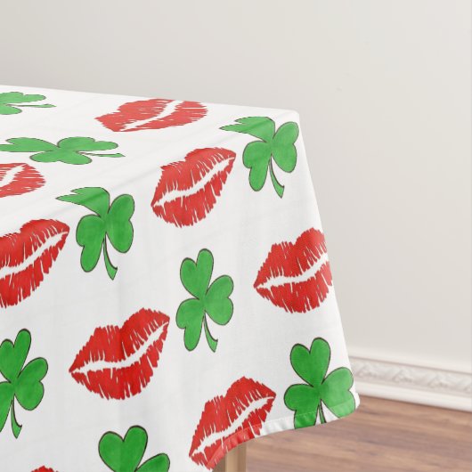 Kiss Me I'm Irish Lips Kleeblatt St. Patrick's Day Tischdecke (Beispiel)