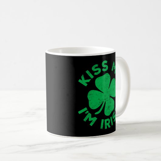 Kiss Me I'm Irish Saint Patrick Day Kaffeetasse (VorderseiteRechts)
