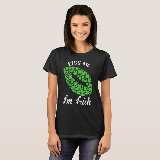 Kiss Me I'm Irish. Shamrock Clover Saint Patrick D T-Shirt (Vorne ganz)