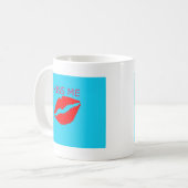 Kiss Me Kaffeetasse (Vorderseite Links)