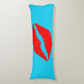 Kiss Me Seitenschläferkissen (Vorderseite Vertikal)