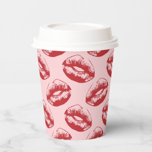 Kiss Print Pappbecher (Links)