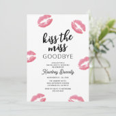 Kiss the Miss Goodbye Bachelorette Weekend Einladung (Stehend Vorderseite)