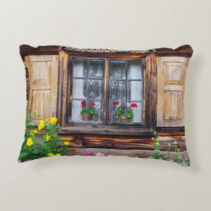 Kissen aus Altfenster der Hütte