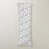 Kissen aus weißem und schwarzem Herzen (Vorderseite Vertikal)