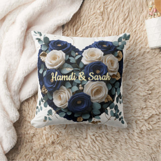 Kissen mit individuellem Navy-Gold-Blumenmonogramm