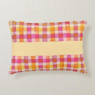 Kissen mit rosa Orange- und cremefarbenem Gingham-