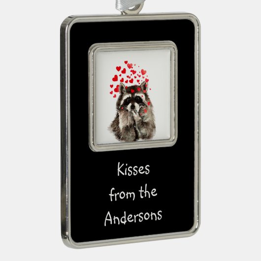 Kisses from Individuelle Name Fun Raccoon Rahmen-Ornament Silber (Rechts)