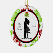 Kissing Couple First Christmas Zierwerk Keramikornament (Rechts)