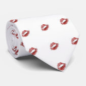 "KISSING KRAWATTE" FÜR DIESEN SEHR BESONDEREN TYP KRAWATTE (Gerollt)