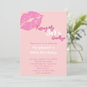 Kissing my 30s Goodbye Blush Pink 40th Birthday Einladung (Stehend Vorderseite)