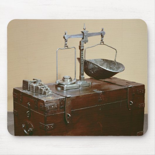 Kiste und Skalen Mousepad (Vorne)