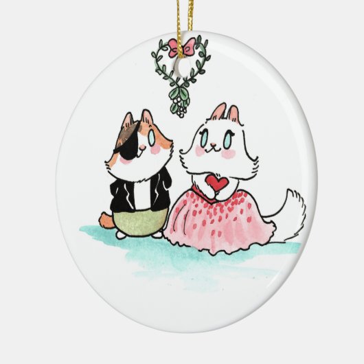 Kit und Angora unter dem Mistleton Keramik Ornament (Links)