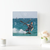 Kitesurfen Quadratische Wanduhr (Zuhause)