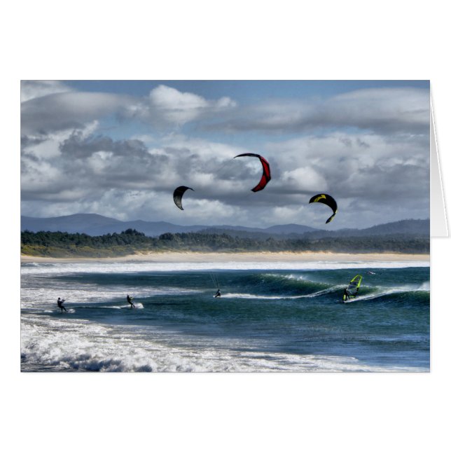 Kitesurfing auf Strand (Vorderseite (Horizontal))