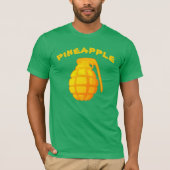 Kitsch-Satirical Ananas-Handgranate T-Shirt (Vorderseite)