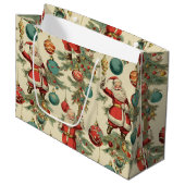 Kitschy Santa and Ornaments Große Geschenktüte (Vorderseite Schrägansicht)