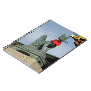 Kitsune キ ネ (Fox) mit Key in Mouth Notizblock