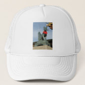 Kitsune キ ネ (Fox) mit Key in Mouth Truckerkappe (Vorderseite)