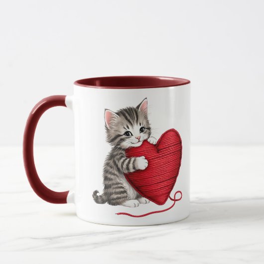 Kitten Heart Sweatshirt, Kitten with Yarn Heart Tasse (Links)