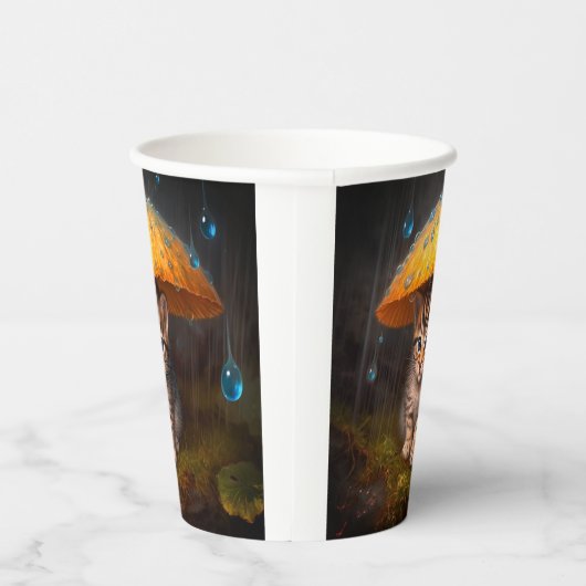 Kitten im Regen Pappbecher (Rechts)