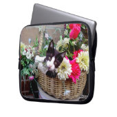 Kitten in a Basket Laptopschutzhülle (Vorderseite Links)