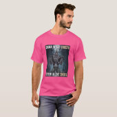 Kitten in den Blättern Sigma Funny Alpha Werewolf T-Shirt (Vorne ganz)