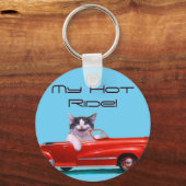 Kitten in einem roten Cabrio Schlüsselanhänger (Vorderseite)