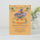 Kitten in einer Pumpkin-Geburtstagsparty Einladung (Stehend Vorderseite)
