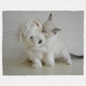 KITTEN KISSING PUPPY FLEECEDECKE (Vorderseite (Horizontal))