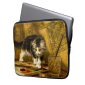 Kitten mit Farbe und Pinsel Laptopschutzhülle (Vorderseite Links)