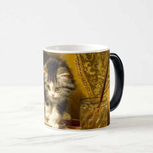 Kitten mit Farbe und Pinsel Verwandlungstasse (VorderseiteRechts)