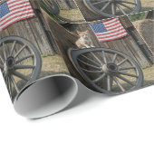 Kitten On an Old Wagon Wheel Geschenkpapier (Rolleneckpunkt)