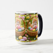 Kitten Photo Easter Eggs Pattern  Verwandlungstasse (VorderseiteRechts)