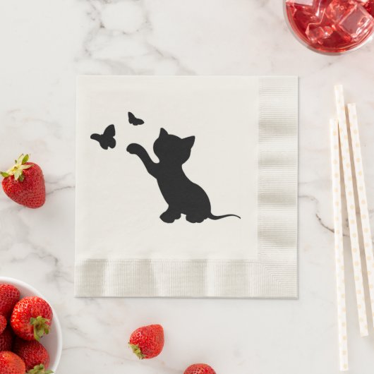 KITTEN SPIELEN MIT SCHALTFLÄCHEN SERVIETTE (Beispiel)