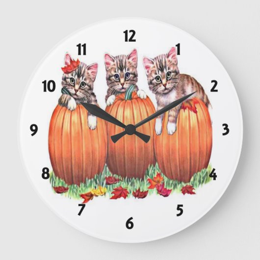 Kittens on Pumpkins Wall Clock Große Wanduhr (Vorderseite)
