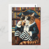Kitty Pirate mit einem Kaffee in einem Buchladen Postkarte (Vorne/Hinten)