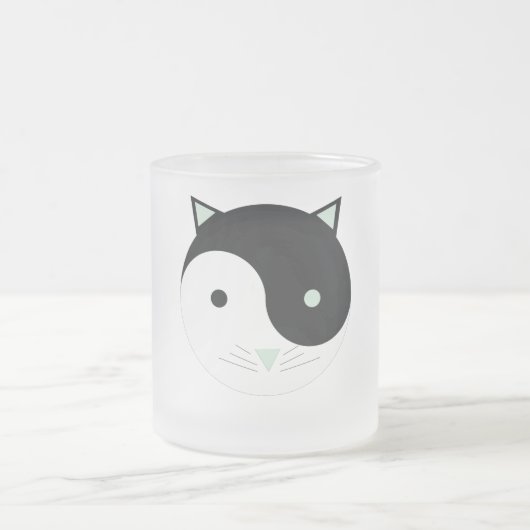 Kitty Yin Yang mit Minze Green , Black und White Mattglastasse (Mittel)