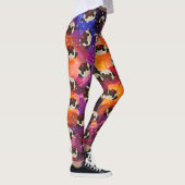 Kitz-Möpse auf kosmischem Raum-Hintergrund Leggings (Rechts)