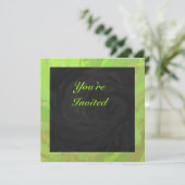 Kiwi Bash Green und Black Monogram Einladung (Stehend Vorderseite)