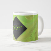 Kiwi Bash Green und Black Monogram Jumbo-Tasse (Vorderseite Rechts)
