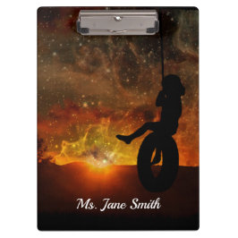 Klappe "Kind in Reifenschwung" Klemmbrett