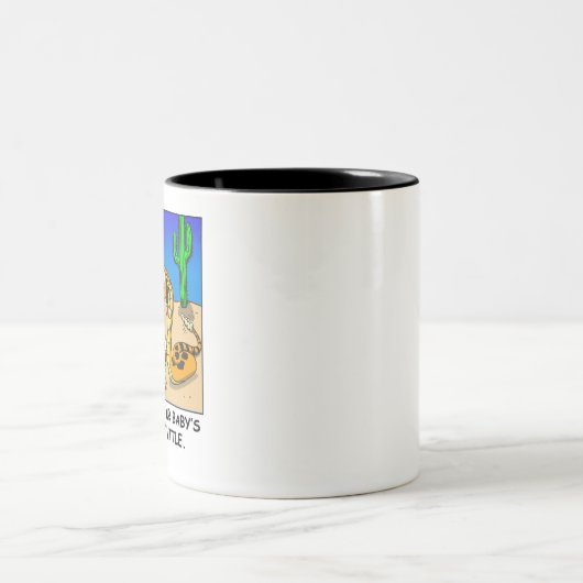 Klapperschlangen-Liebe Zweifarbige Tasse (Mittel)
