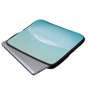 Klare blaue Wasser Laptopschutzhülle