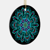 Klare geometrische NeonMandala auf schwarzem Keramik Ornament (Rechts)